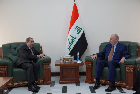 أسامة عبد العزيز النجيفي
