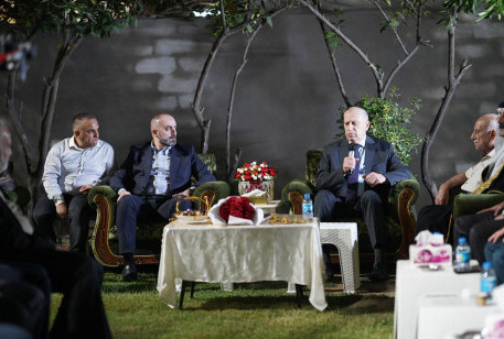 أسامة عبد العزيز النجيفي