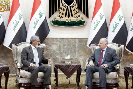 السيد أسامة عبد العزيز النجيفي يستقبل السيد غسان الزواوي سفير دولة الكويت في العراق 