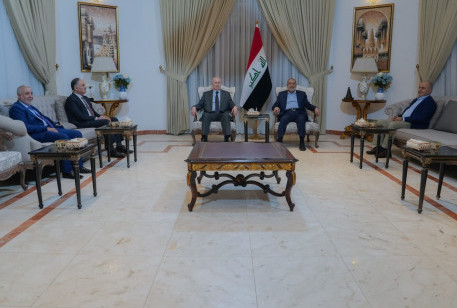 أسامة عبد العزيز النجيفي