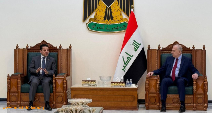 أسامة عبد العزيز النجيفي