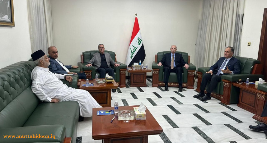 أسامة عبد العزيز النجيفي