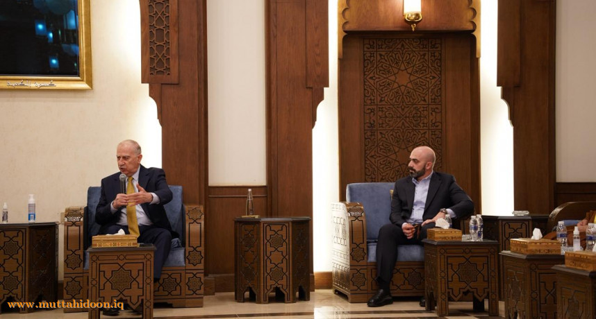 أسامة عبد العزيز النجيفي