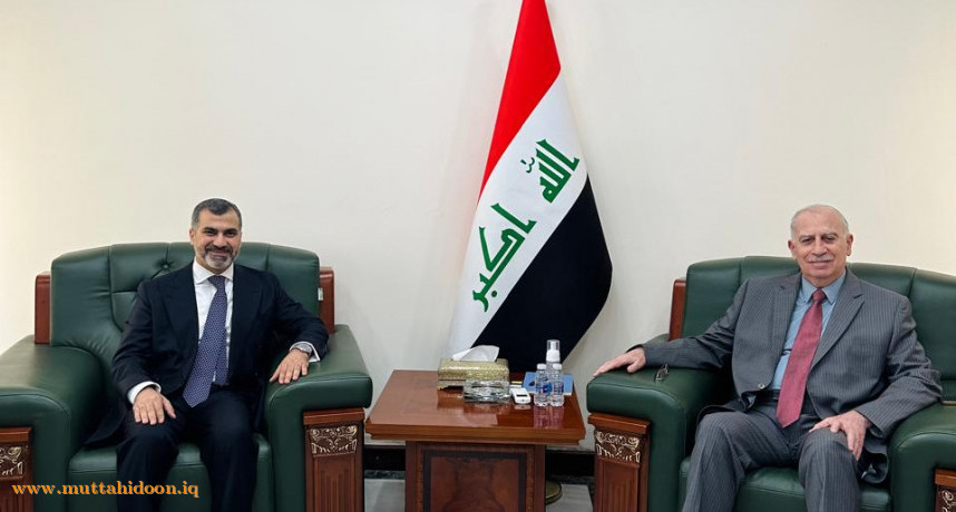أسامة عبد العزيز النجيفي