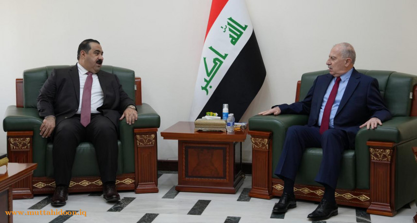 أسامة عبد العزيز النجيفي