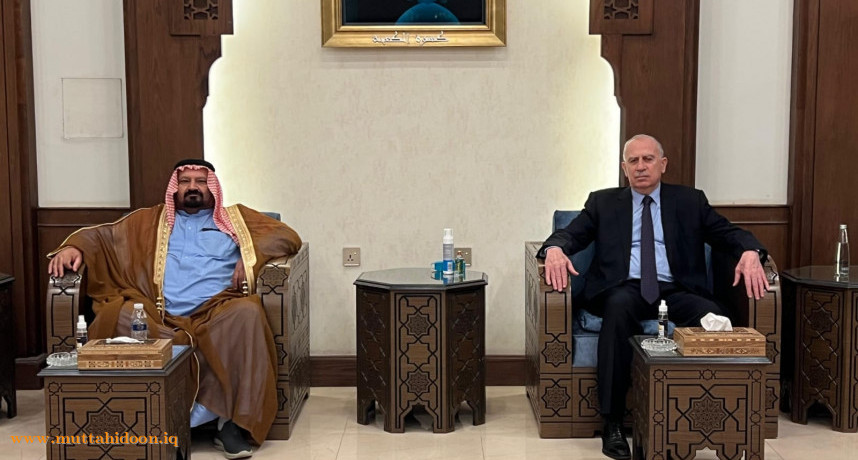 أسامة عبد العزيز النجيفي