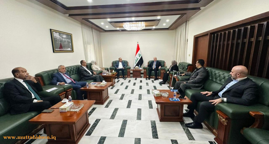 أسامة عبد العزيز النجيفي